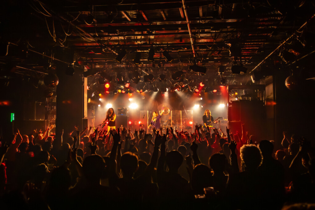 Mardelas 10周年ライブ "Explosion Into The Next Decade"