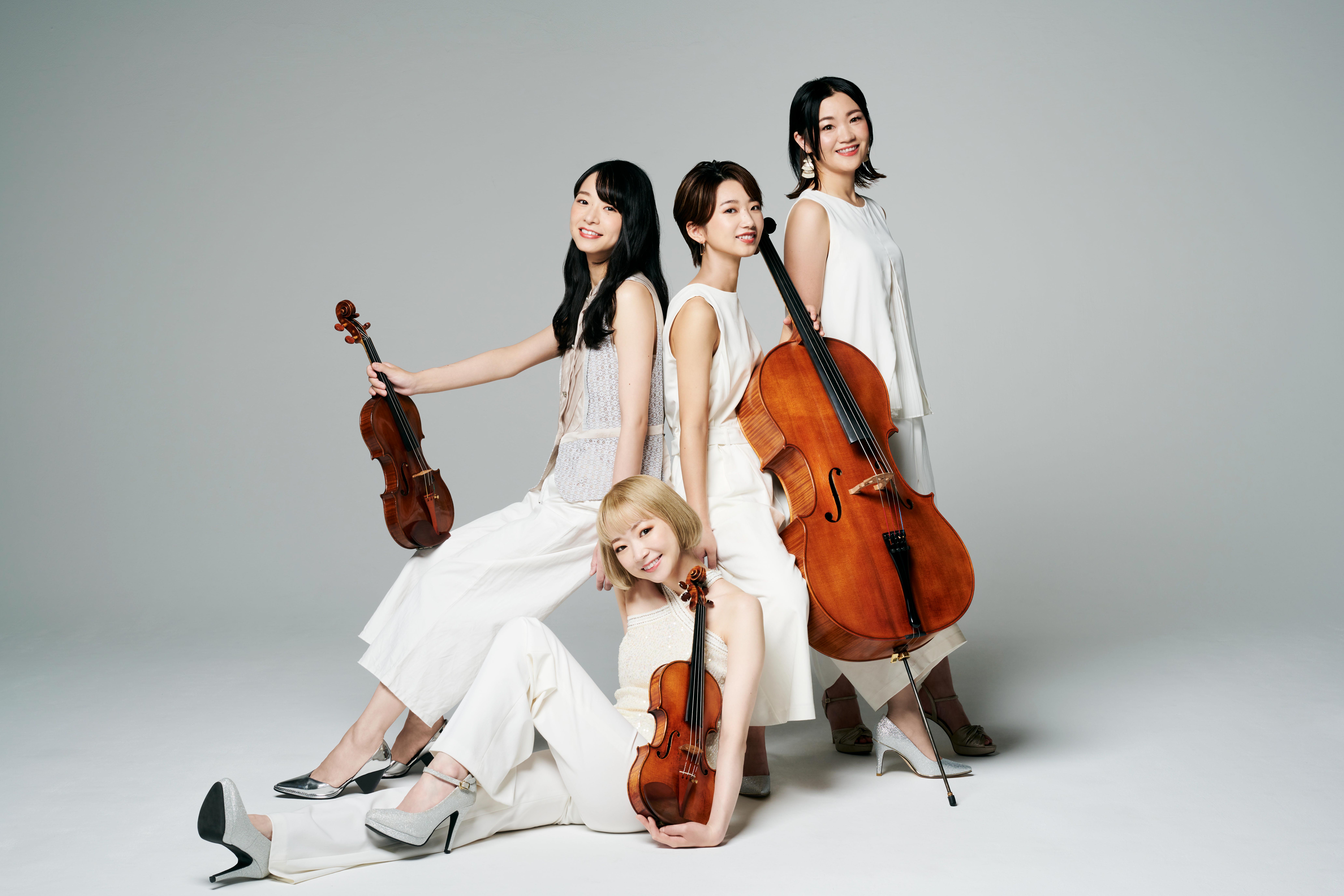 デビュー15周年記念アルバム2タイトルのジャケットデザインを公開