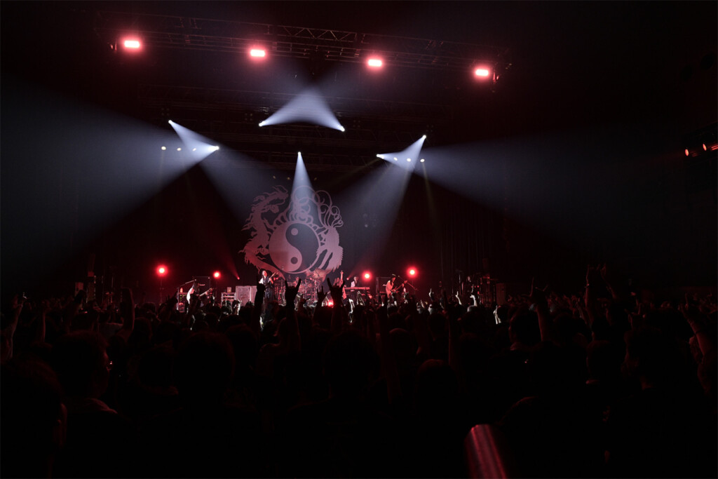 陰陽座ツアー2025『吟澪』東京公演ライヴ場面写01
