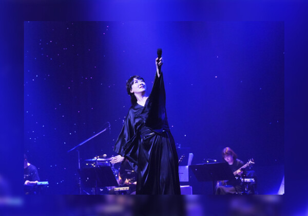 市川由紀乃 約5年ぶりとなる東京国際フォーラムで2１曲を熱唱。「皆様とともに新たなステージへ」