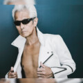 Johnny（T.C.R.横浜銀蝿R.S.）40年ぶりのソロアルバムの全貌を公開／67歳イケオジギタリスト魅惑の裸ライダースショット公開