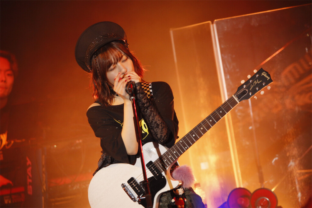 愛美「AIMI LIVE TOUR 2025 “NEW WORLD”」神奈川公演_ライブ写真08