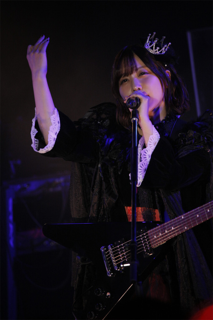 愛美「AIMI LIVE TOUR 2025 “NEW WORLD”」神奈川公演_ライブ写真03