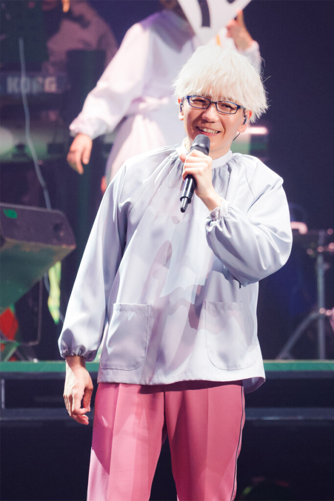 カリスマ『カリスマガンボツアー』ライブ写真_山中真尋