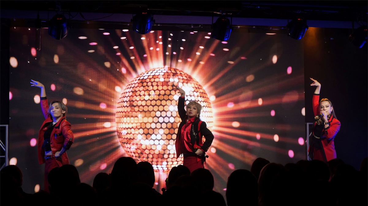 ENVii GABRIELLA『カミュスマス パーティー！！』場面写02