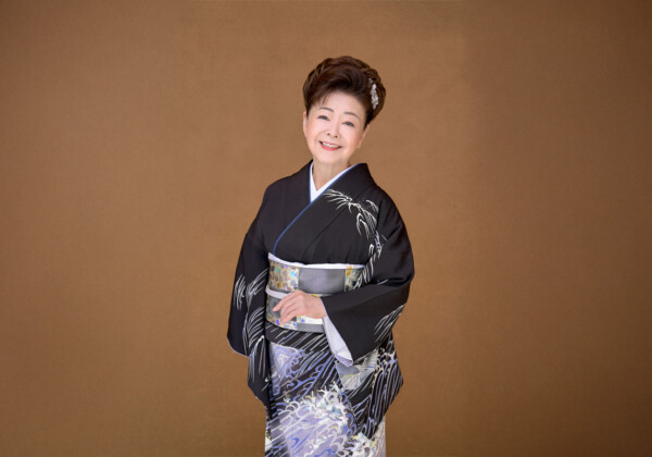 中村美律子デビュー40周年記念イベント第1弾「3月25日『みつこ』さんを笑顔美人に・・・！」開催決定／イベント参加者大募集