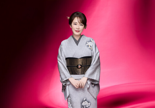丘みどり 新曲『夢乱舞』ジャケット写真＆アーティスト写真公開／2月25日デジタルリリース＆同日正午MV公開
