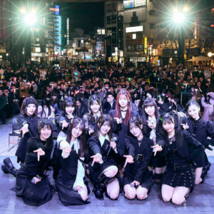 WHITE SCORPION「7秒のレジスタンス」初パフォーマンス 3日間連続開催フリーライブ初日で