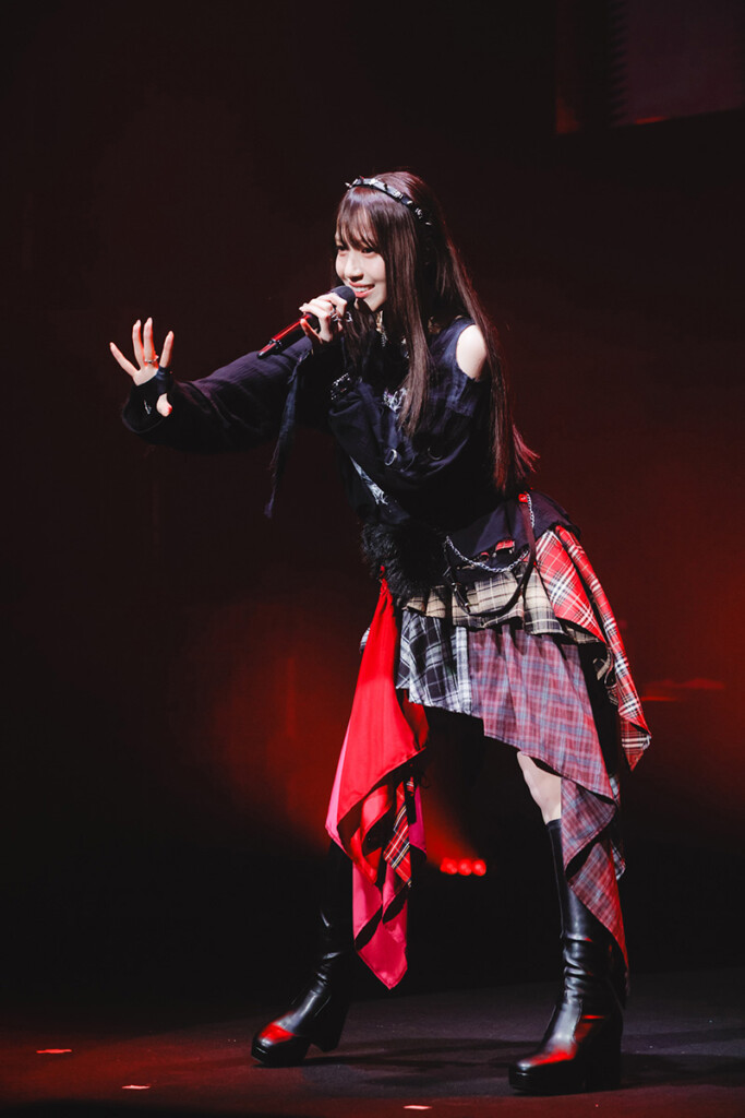 天狼群『天狼群 1stLIVE-フェンリル-』場面写02_花宮初奈