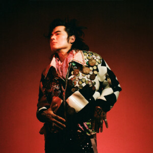 高岩遼『Ain’t Nobody’s Business』リリースとワンマンライブ開催を発表、アー写公開