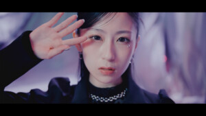 WHITE SCORPION『7秒のレジスタンス』MV場面写_COCO