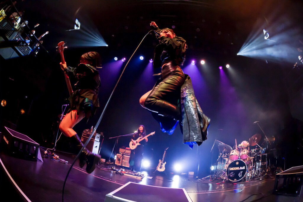 Lonesome_Blue ワンマンライブ『Lonesome_Blue ONE-MAN LIVE 2026 -THE NEXT RISE-』場面写06
