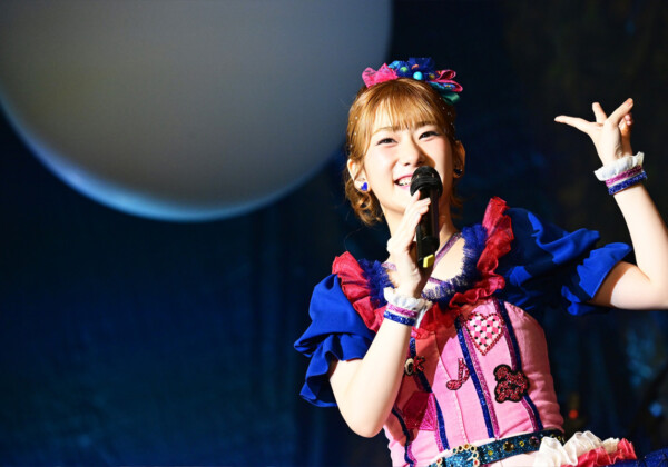 岡咲美保 初のライブツアー開催、アーティストデビュー5周年 3rdミニアルバム＆渋谷公演開催