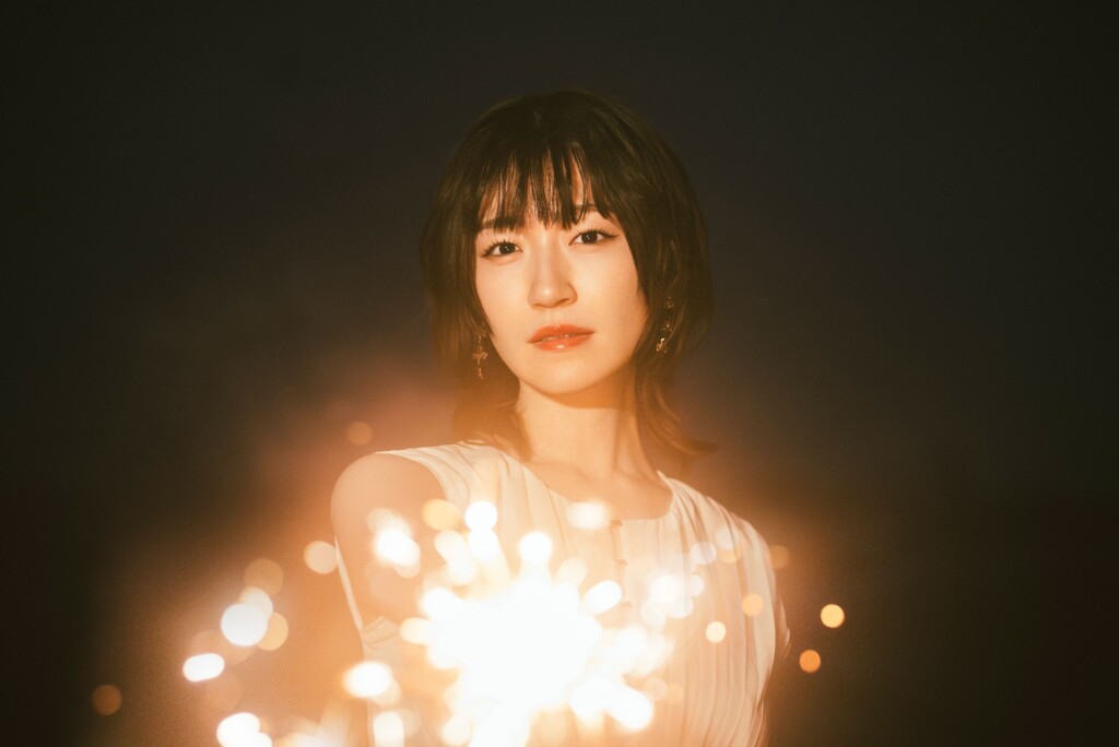 前島亜美 2nd Album『POLYPHONY』アーティスト写真