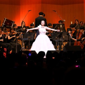 森口博子 初単独オーケストラコンサートで40周年ツアー全公演を完走、到達した「最強で最高」の音楽人生