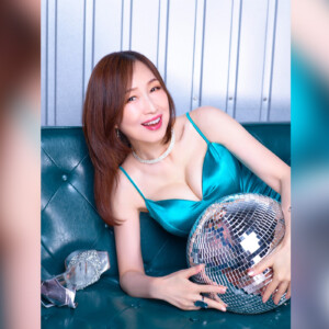 森口博子『ANISON COVERS 3』アーティスト写真